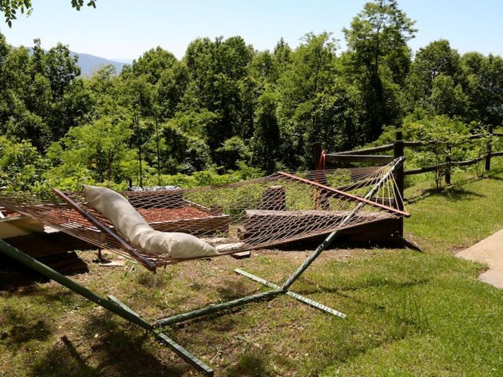 Alpine Inn Little Switzerland المظهر الخارجي الصورة